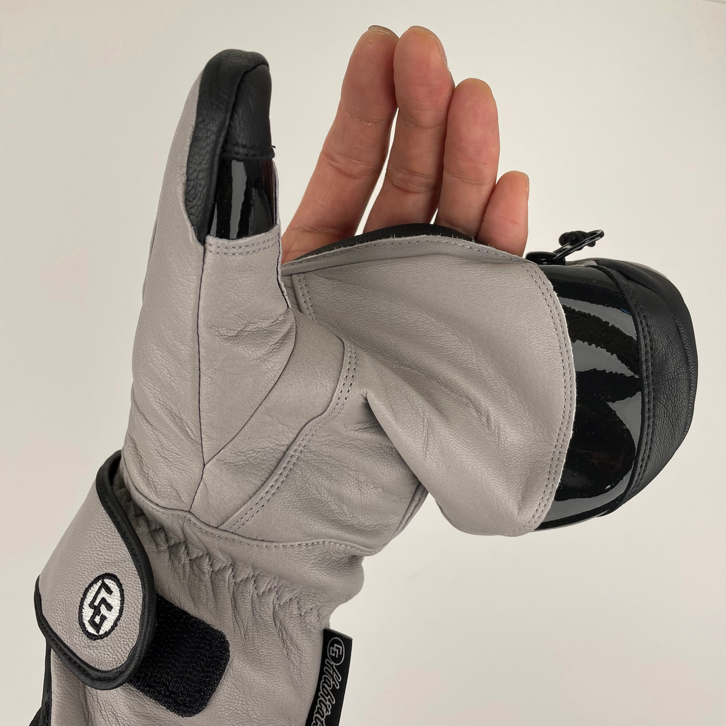 Handbag Mitten - Premium Genuine Leather Touchscreen Winter Mittens for All Weather - Insulated, Sleek & Durable Gloves for Men & Women