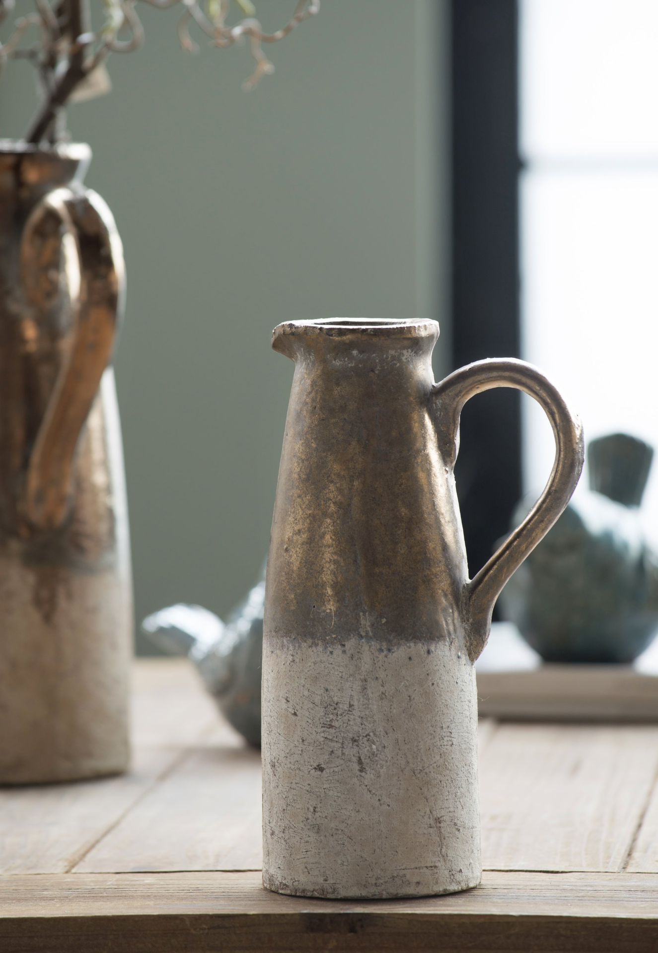 Elegant Candia Terracotta Pitcher in Sienna Brown - Handcrafted 11" Ceramic Vase with Metallic Shine