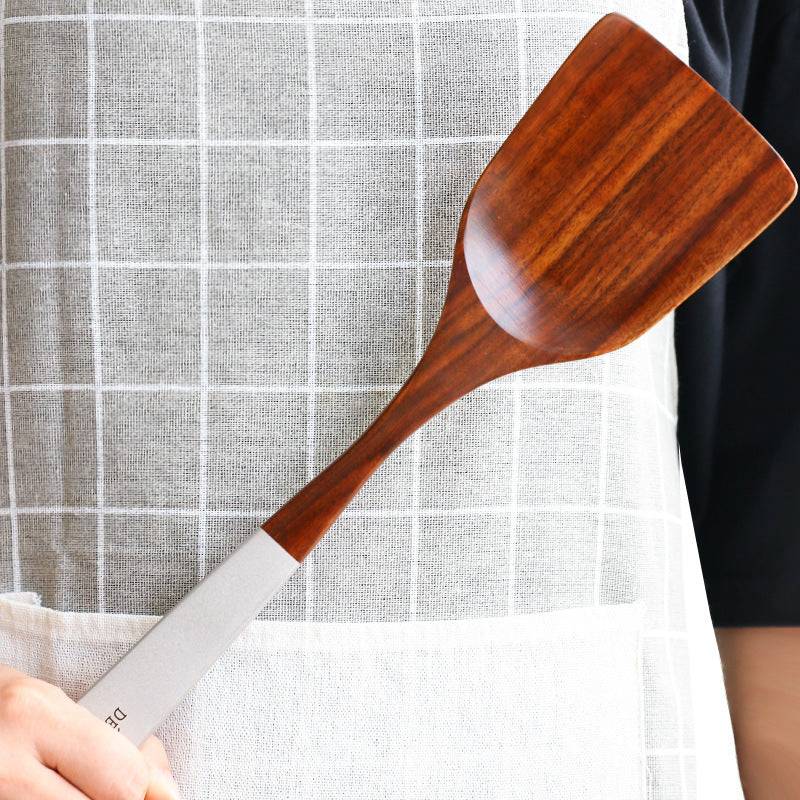 Teak Lacquer Kitchen Utensils | Japanese-Style Soup Spoon & Vegetable Shovel-1